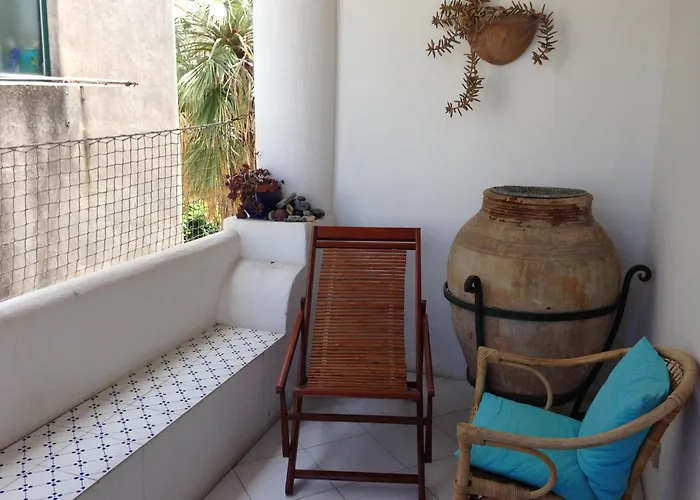 Casalice Nel Cuore Di 펜션 리파리